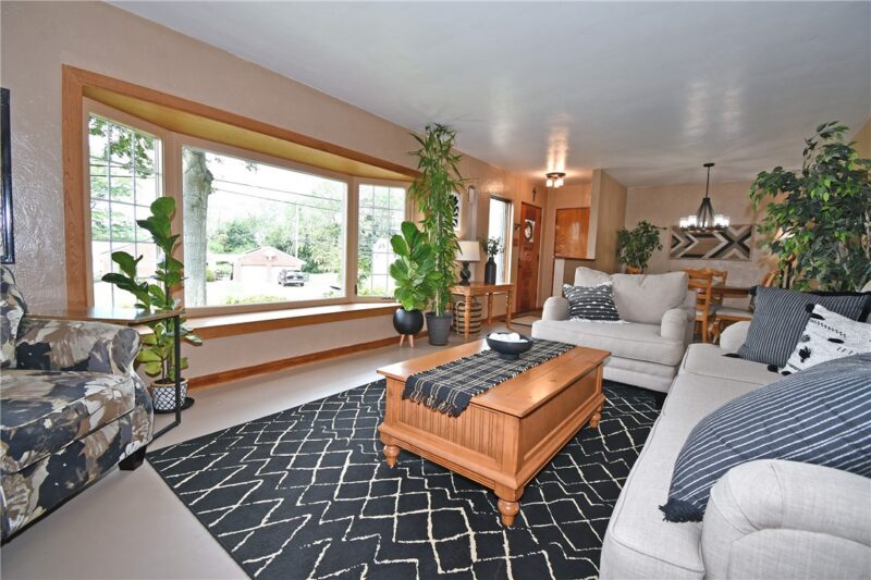 4636 Meadowgreen Dr — photo 6