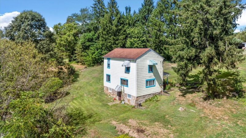 1182 Airport Rd. — photo 2