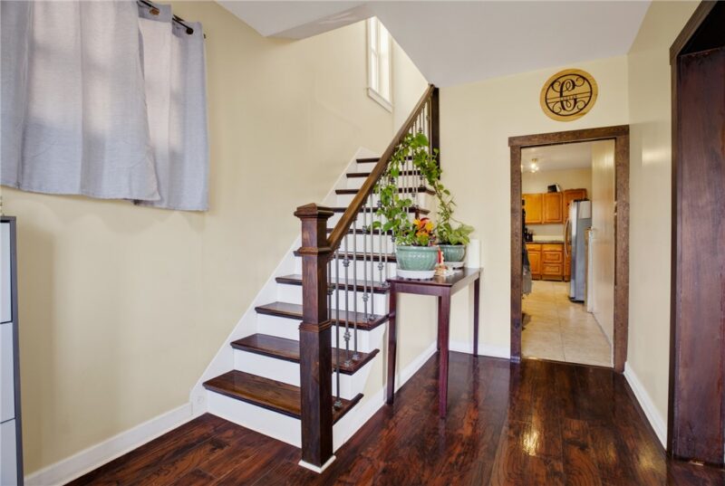400 Park Rd — photo 6