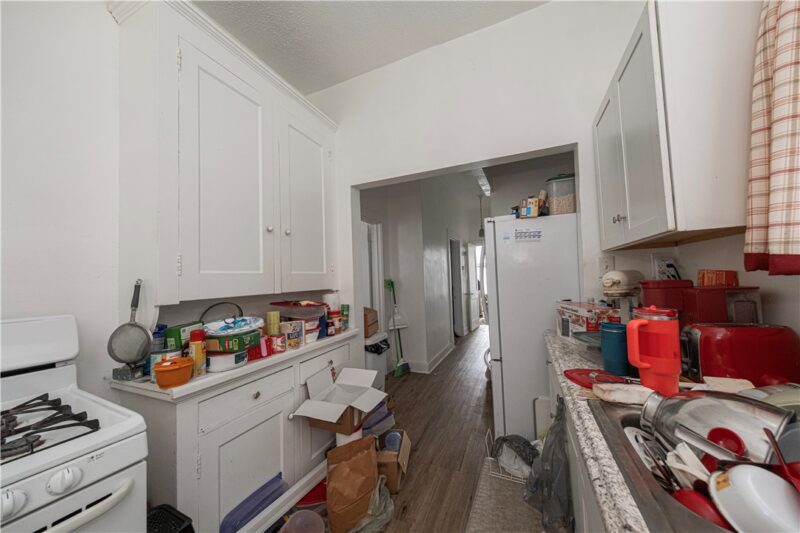 420 5th Ave — photo 6