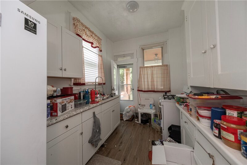 420 5th Ave — photo 7