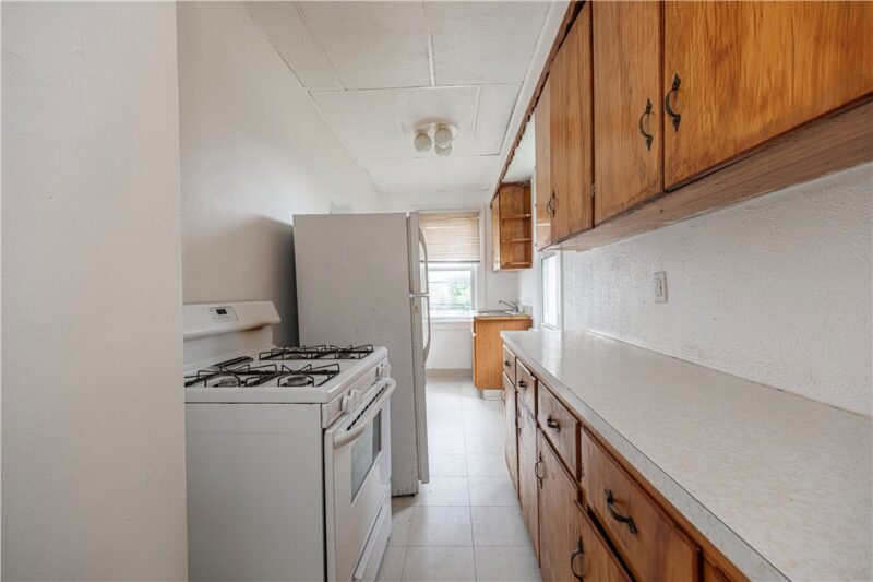 420 5th Ave — photo 8
