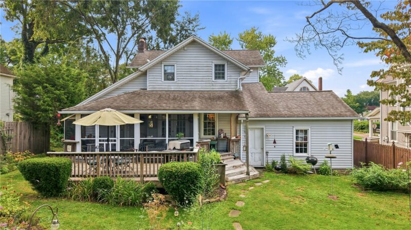 36 Chambers Avenue — photo 4