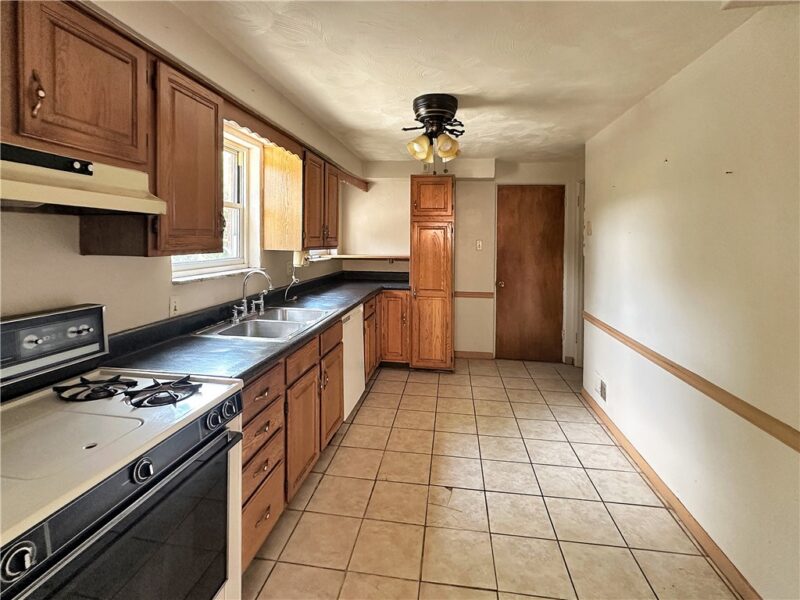 1206 Irene Ln — photo 6