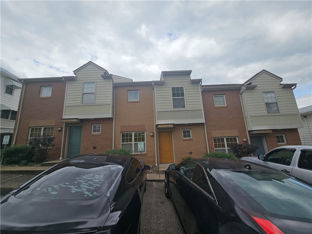 633 Hickory St — photo 1