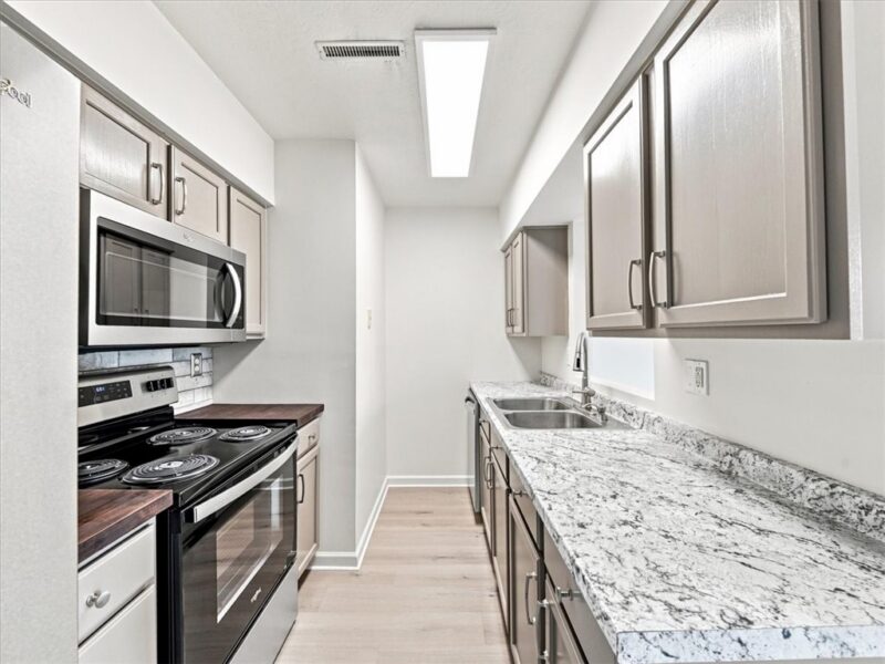 204 Stoneridge Blvd — photo 5