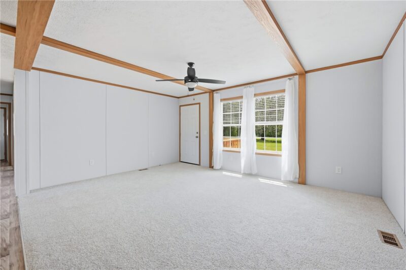 69 S Summit Rd 305 — photo 5