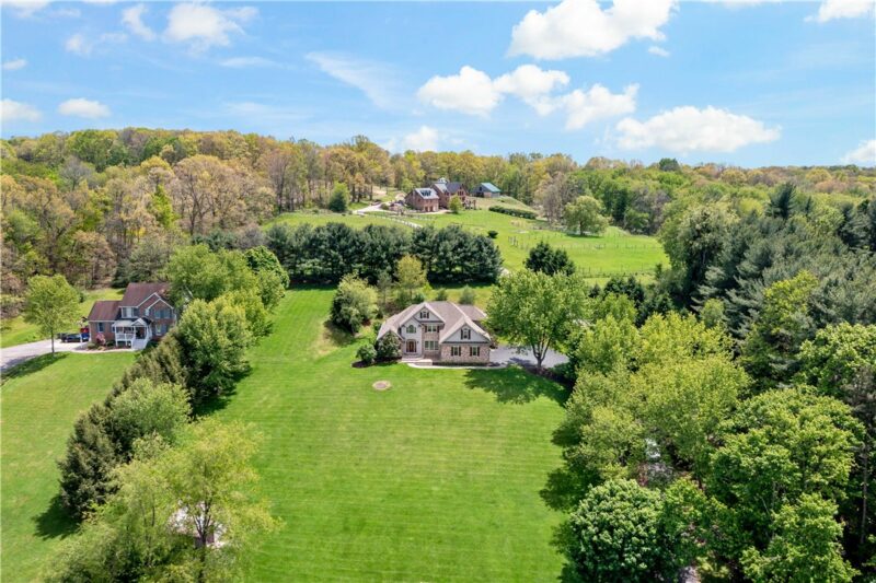 358 West Jefferson Road — photo 4