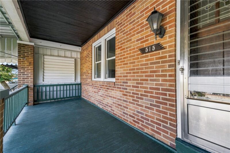 515 Edgewood Ave — photo 2