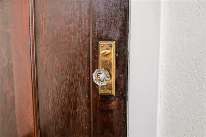515 Edgewood Ave — photo 3