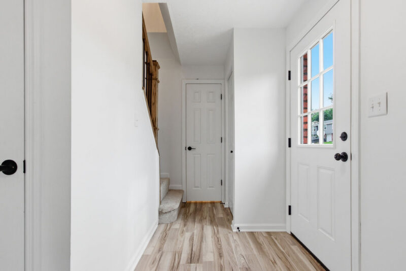 143 Macbeth Drive — photo 2