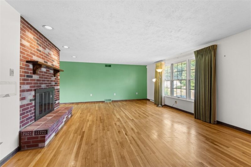 502 Saint Thomas Drive — photo 6