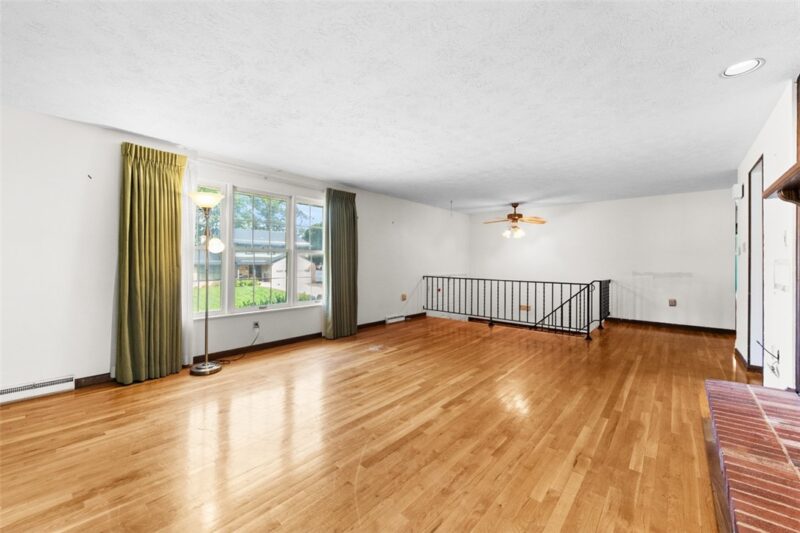 502 Saint Thomas Drive — photo 7