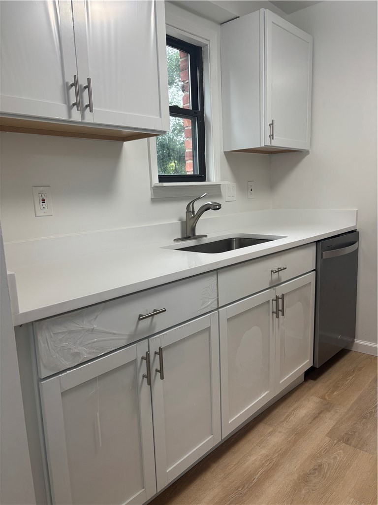 227 Queensberry Ct — photo 3