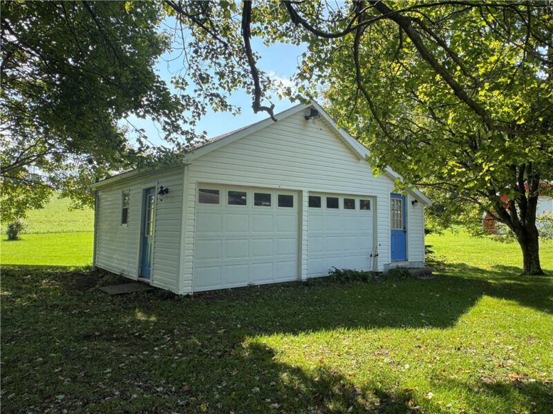 4124 Hemlock Rd — photo 4