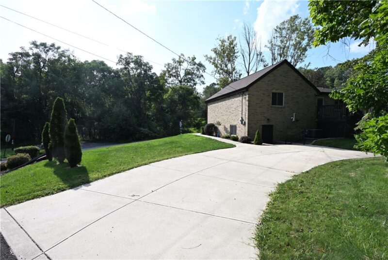 446 Lewis Run Road — photo 6