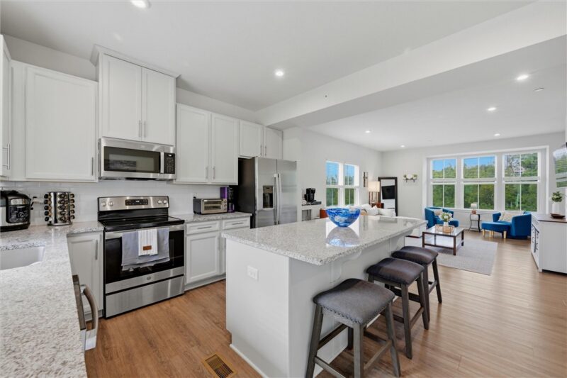204 Filmore Drive — photo 8