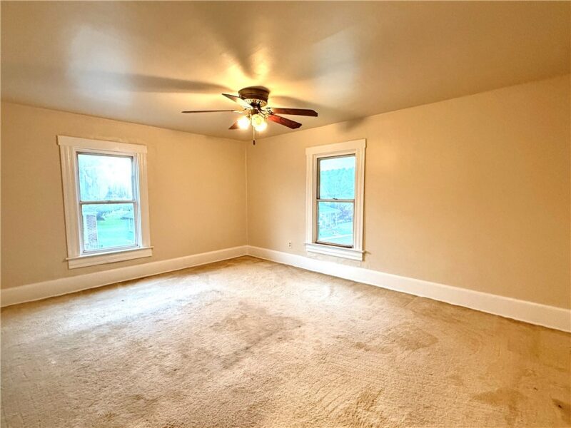 43 Columbia Avenue — photo 5