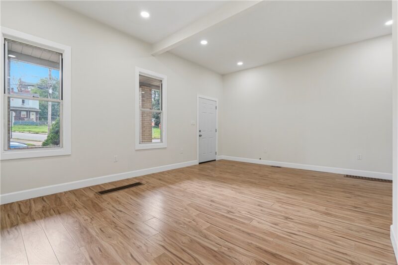 117 W 14th Ave — photo 5