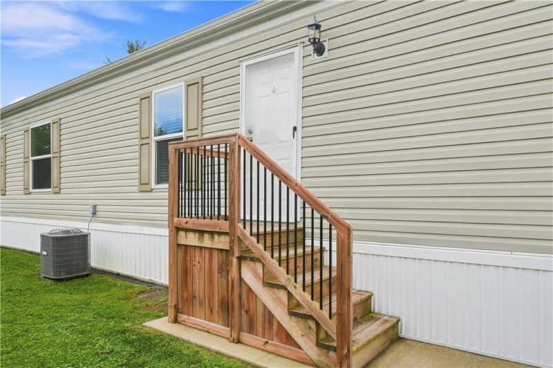 163 West Dr — photo 2