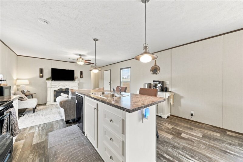 163 West Dr — photo 8