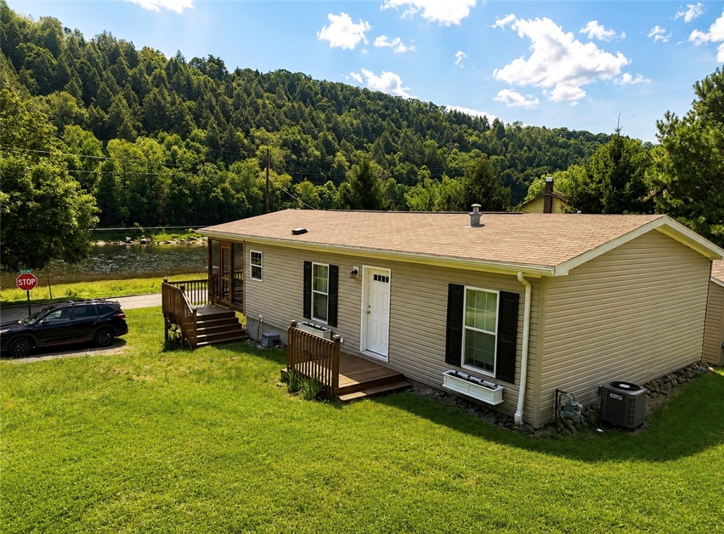 202 River Ave — photo 1
