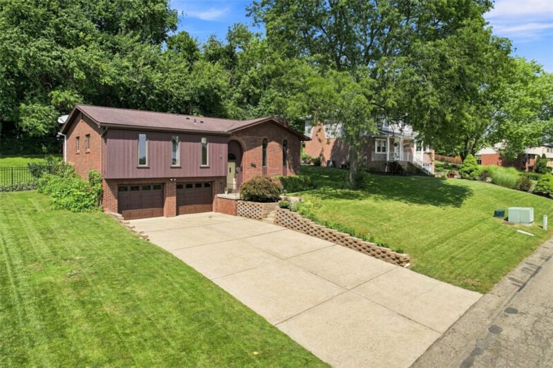 628 Ray Dr — photo 3