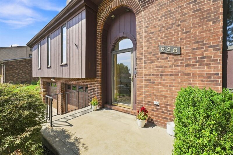 628 Ray Dr — photo 5