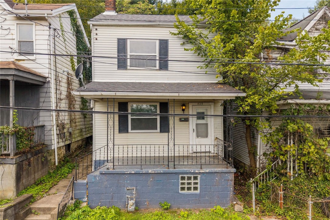 429 Alexander Street — photo 1