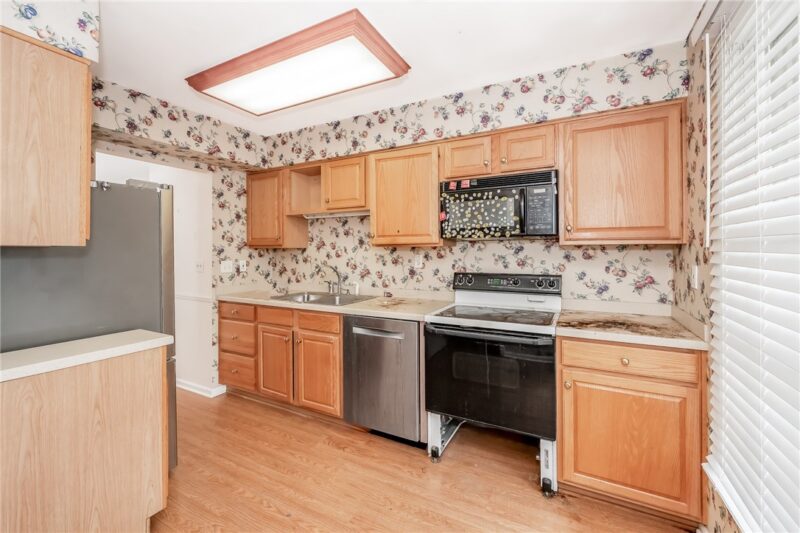 224 Georgetowne Vlg — photo 4