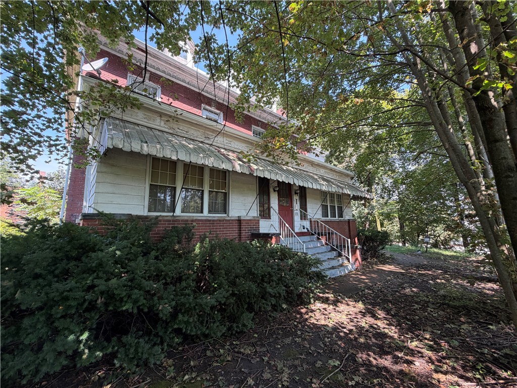 120 3rd St — photo 1