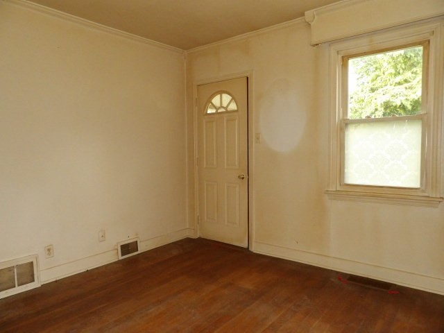 716 Demuth Street — photo 7