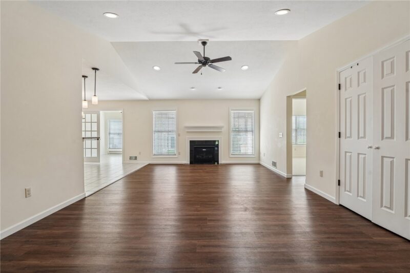 2400 Woodland Hills Drive — photo 5