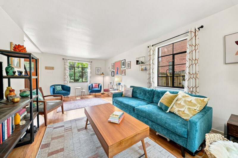 2701 Blackridge AVENUE — photo 3
