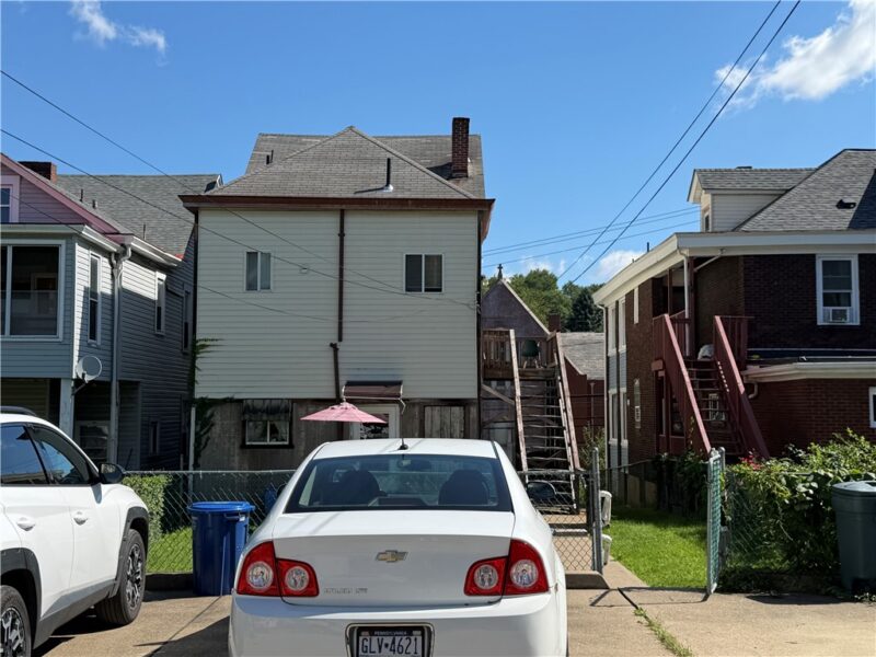 1029 Chartiers Ave — photo 3