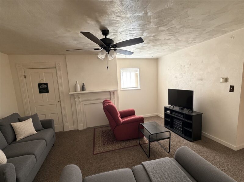 1029 Chartiers Ave — photo 8