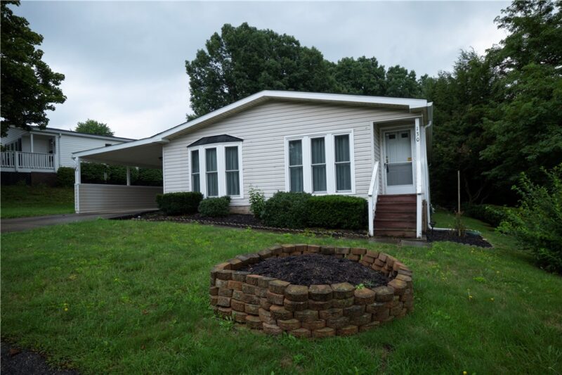 130 Rock Lake Dr — photo 2