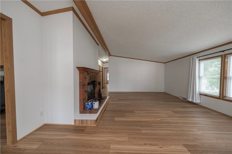130 Rock Lake Dr — photo 8