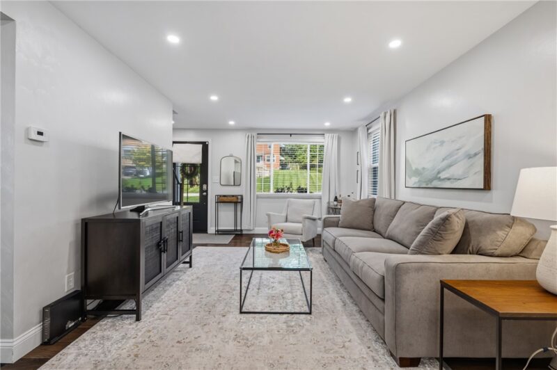 7960 Marmion Dr — photo 5