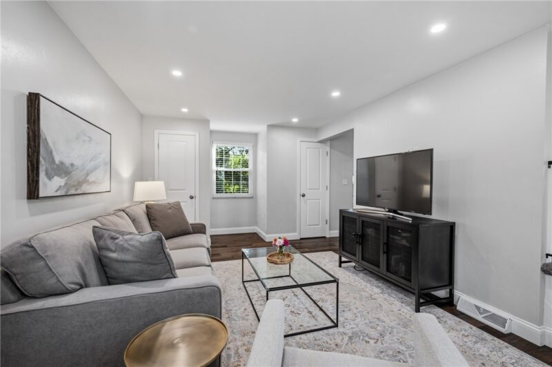 7960 Marmion Dr — photo 6