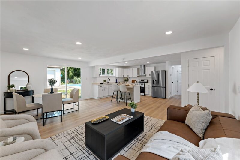3033 Fairway Dr — photo 3