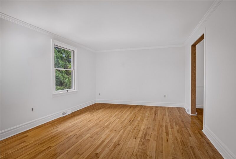 905 Bebout Rd — photo 6