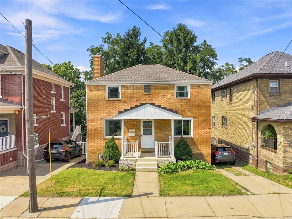 2332 Pioneer Ave — photo 1
