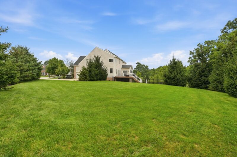 400 Hidden Meadow DRIVE — photo 8