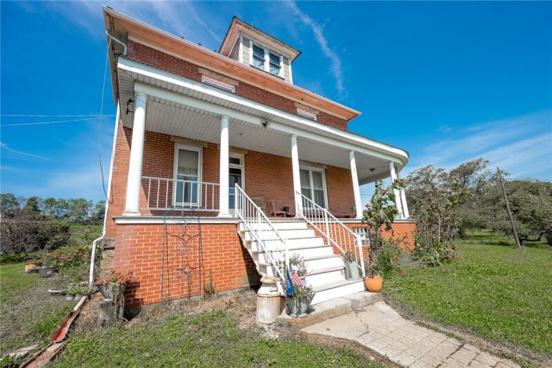 139 Menser Rd — photo 3