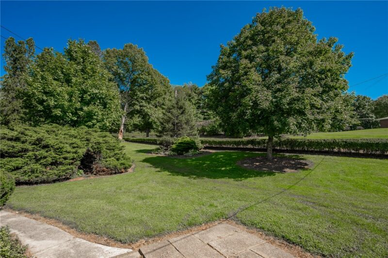 1233 Margaret Rd — photo 8
