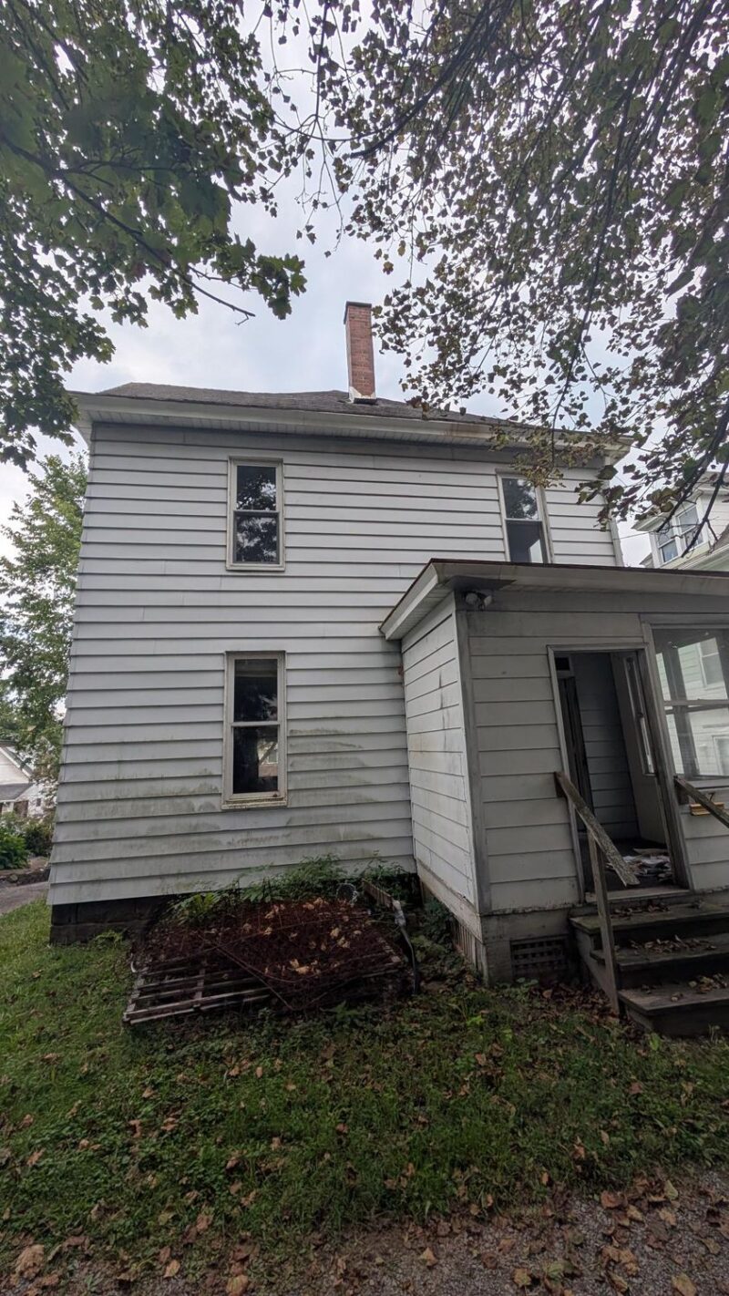 517 E Moody AVENUE — photo 4