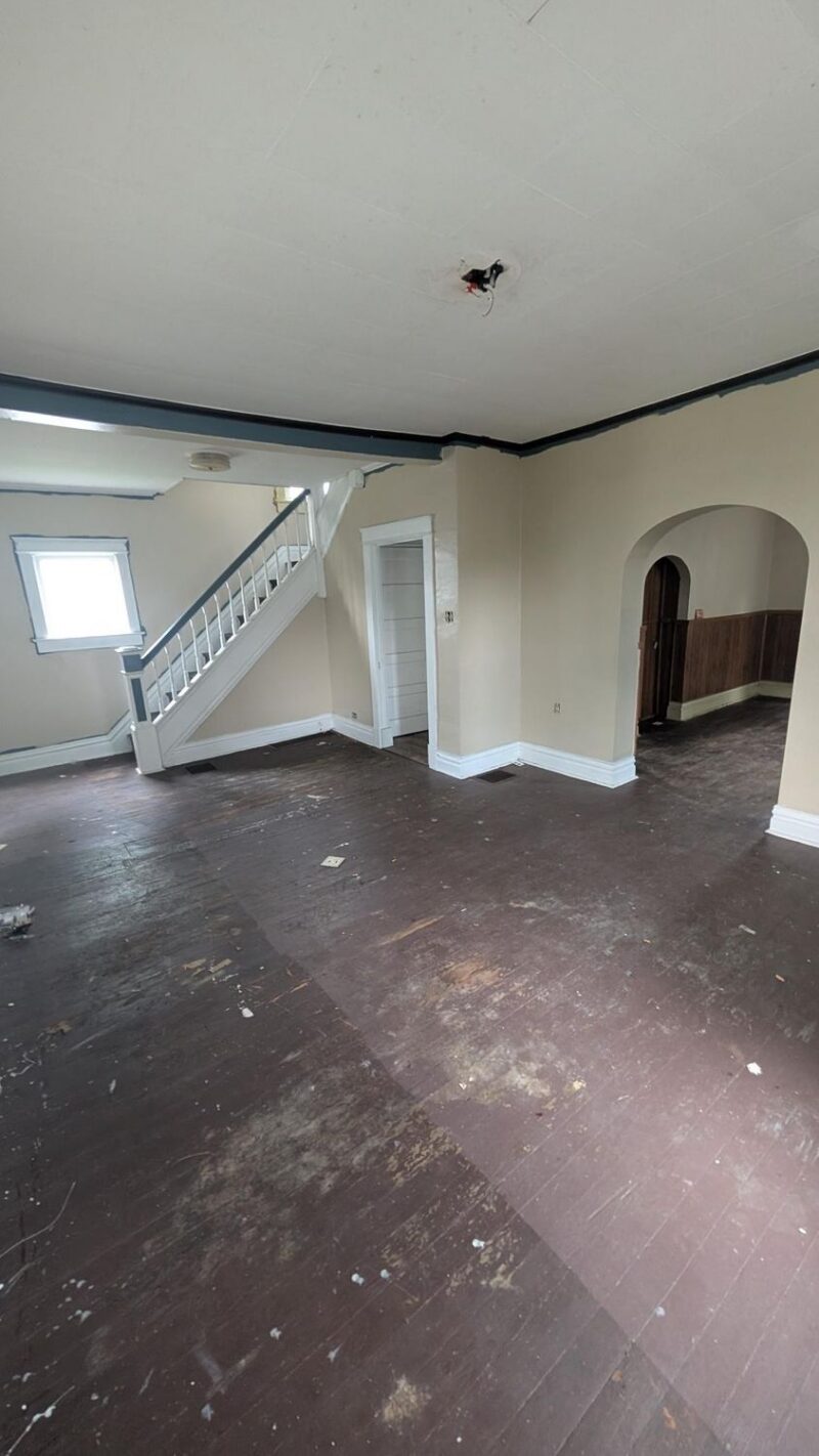517 E Moody AVENUE — photo 6