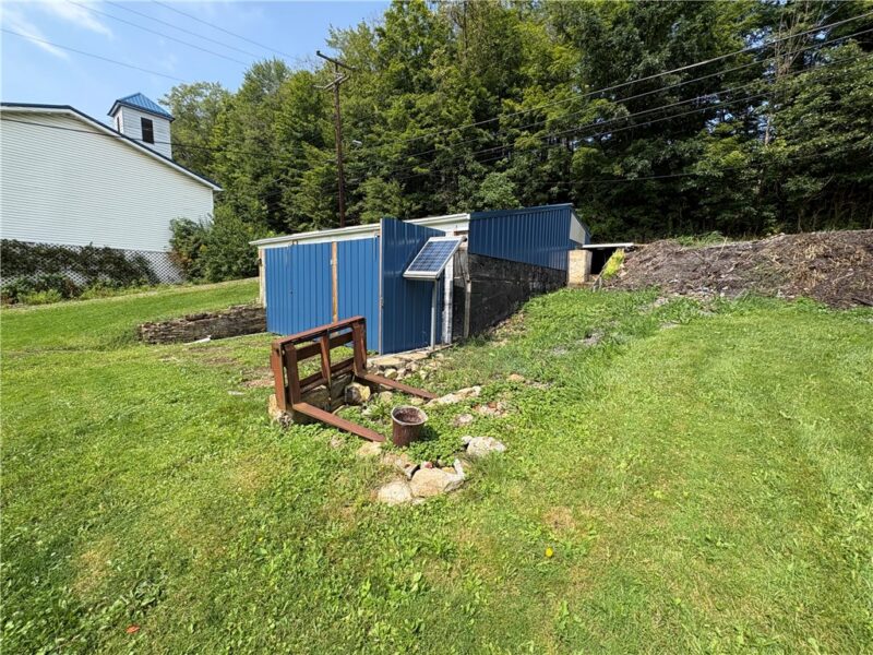 150 Main St — photo 2