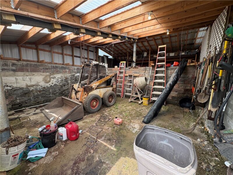 150 Main St — photo 3